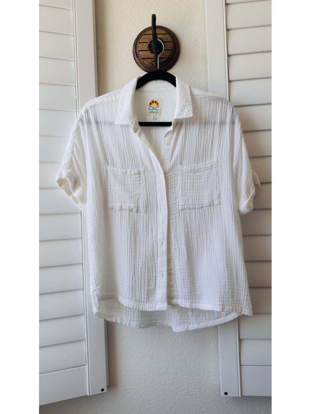 C&C California White Cotton Gauze Short Sleeve Button-Down Shirt Size S
